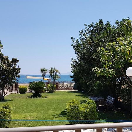 Karavómilos Country House By The Sea !!!ヴィラ エクステリア 写真