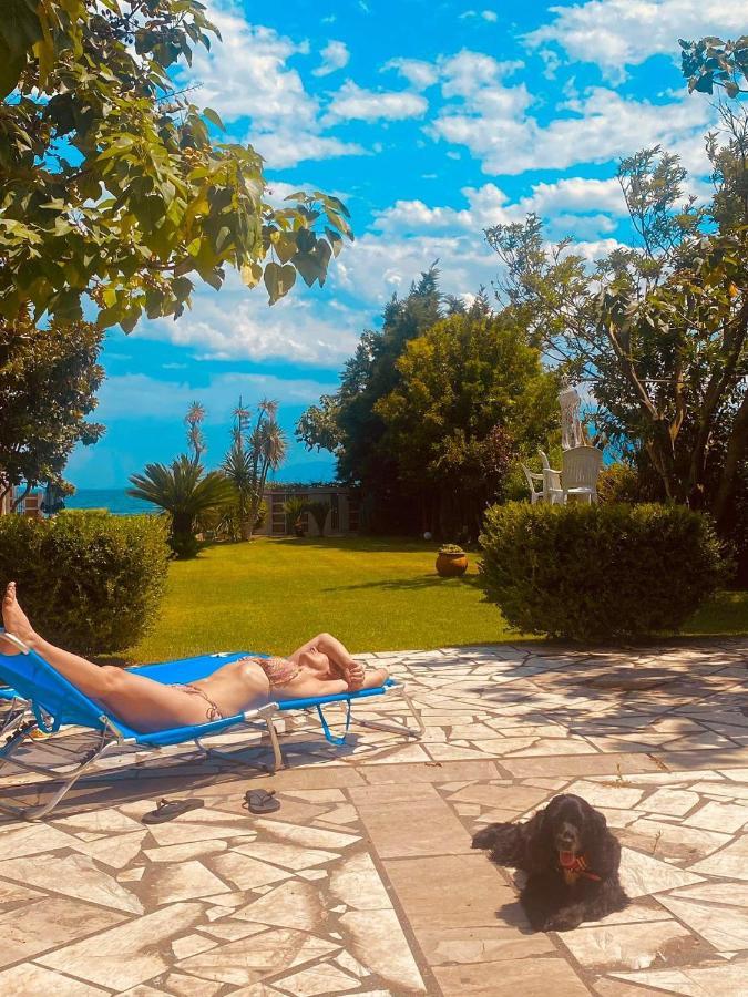 Karavómilos Country House By The Sea !!!ヴィラ エクステリア 写真